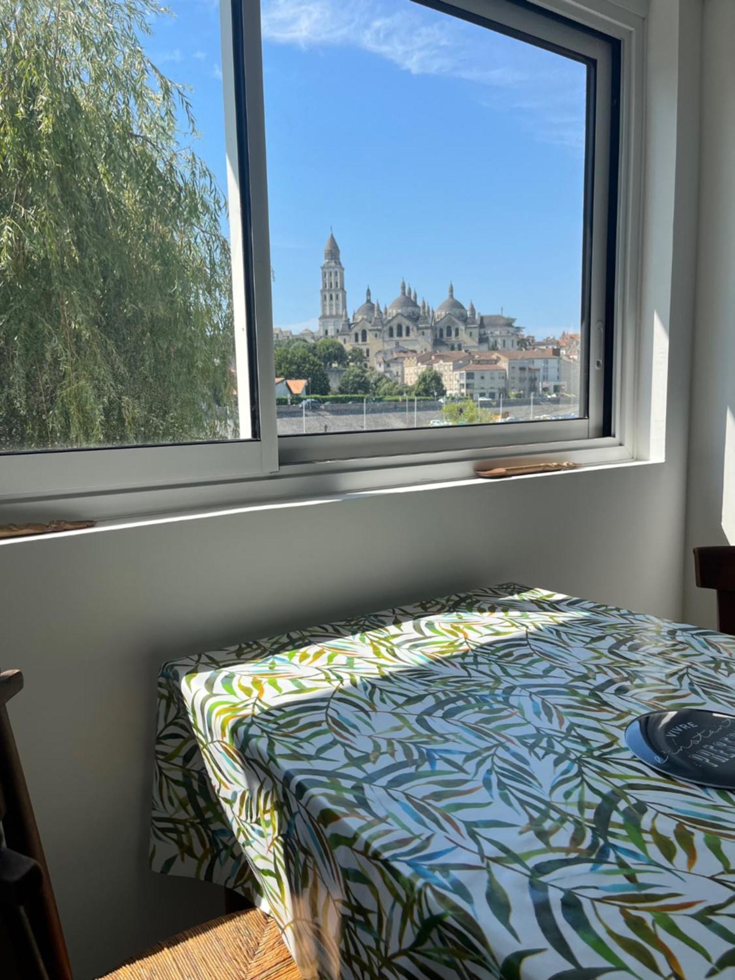 Balcon Sur La Riviere * Perigueux